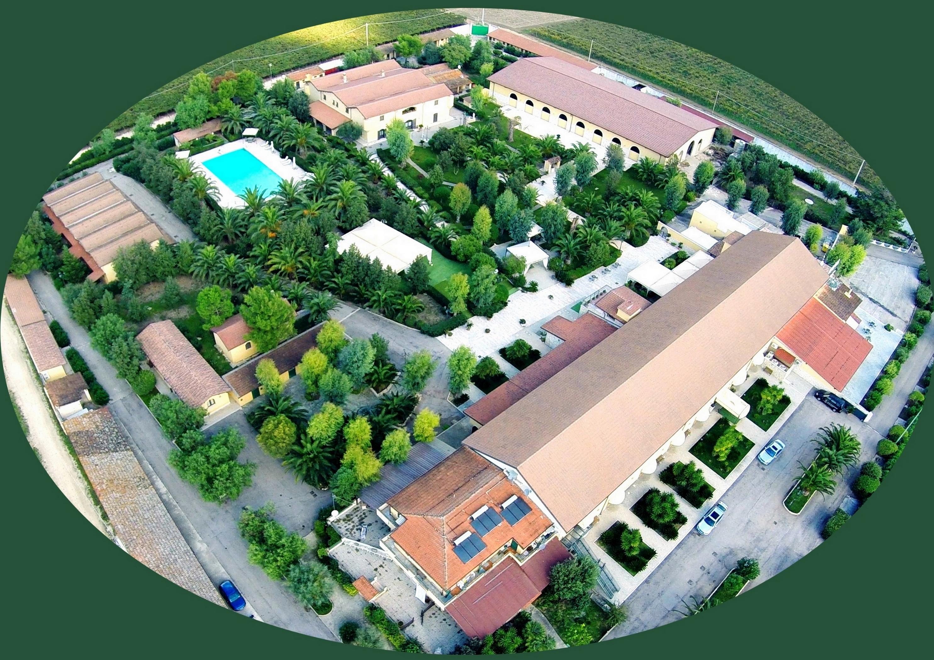 Hotel Tenuta San Francesco 바를레타 외부 사진