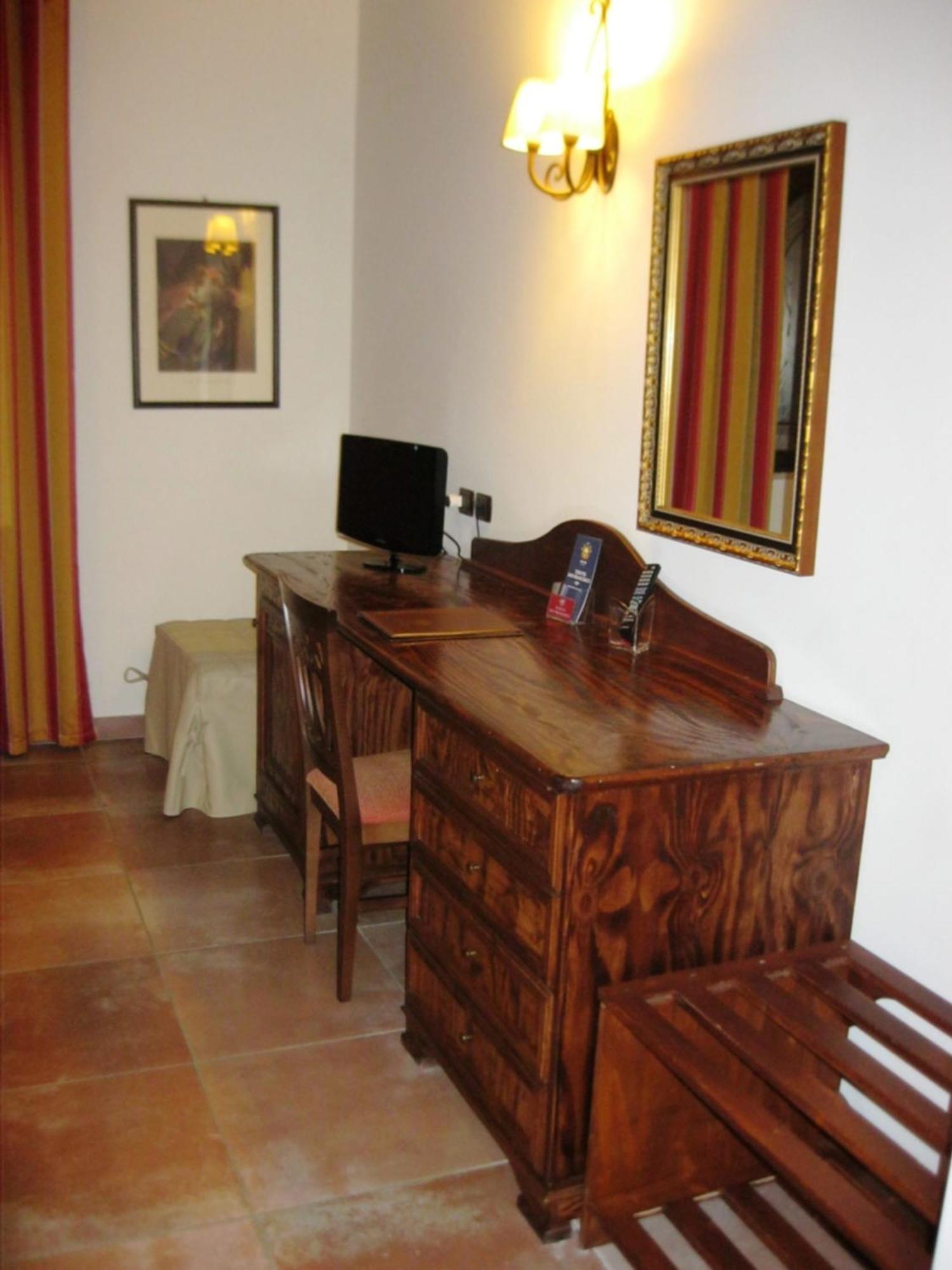 Hotel Tenuta San Francesco 바를레타 외부 사진